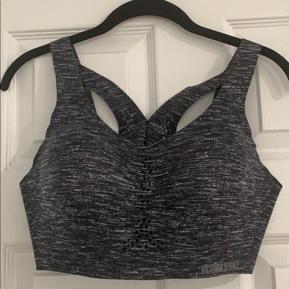 Victoria Sport Bra 36D
